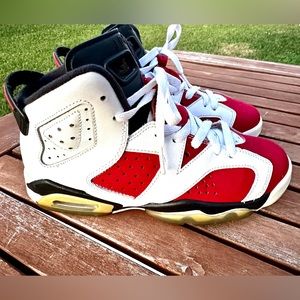 Air Jordan 6 Carmine Size 5y GS 384665-160 2014.